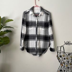 ATHLETA BLACK AND WHITE FLANNEL Size XS